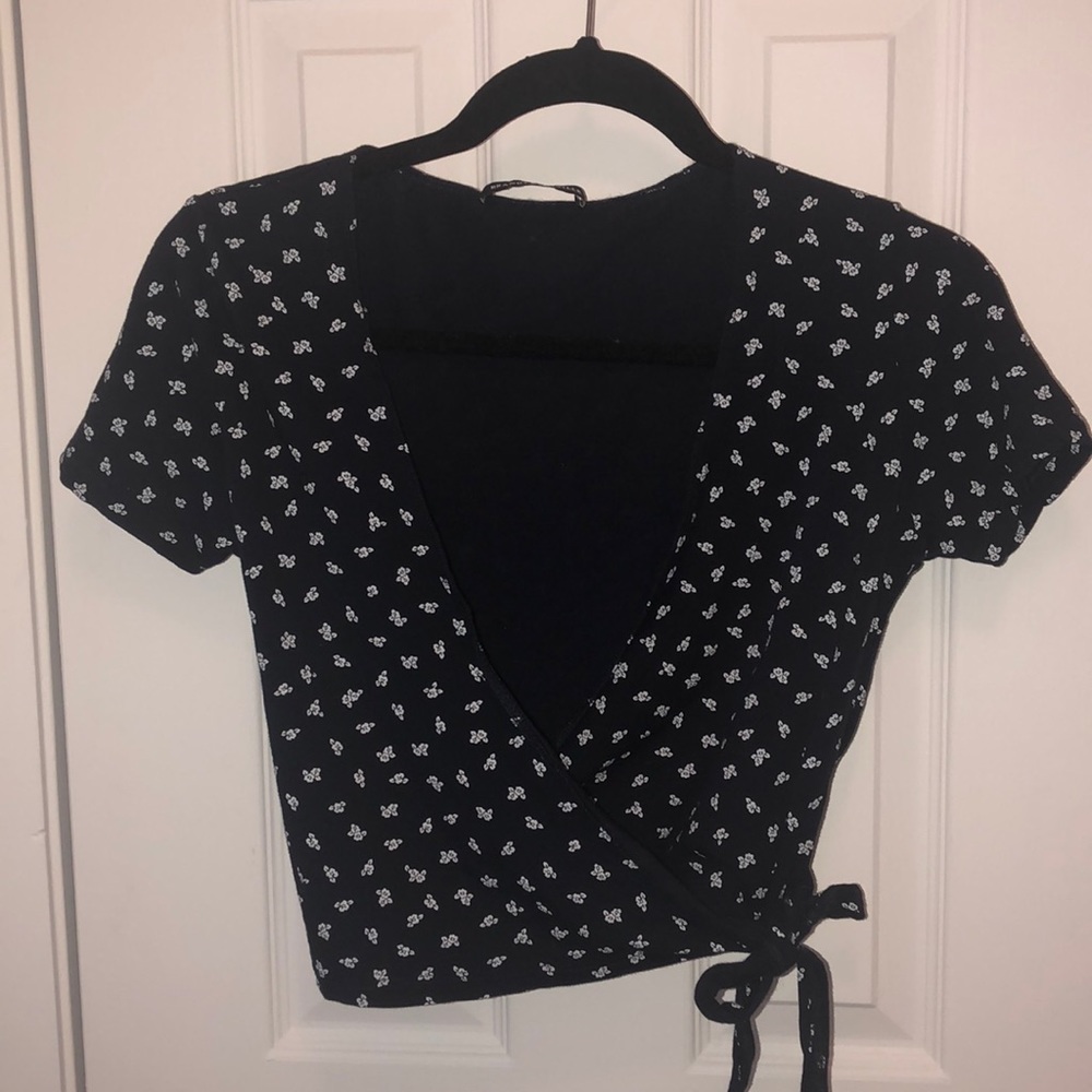 floral wrap around top